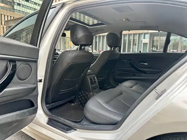 BMW 3 Series 2017