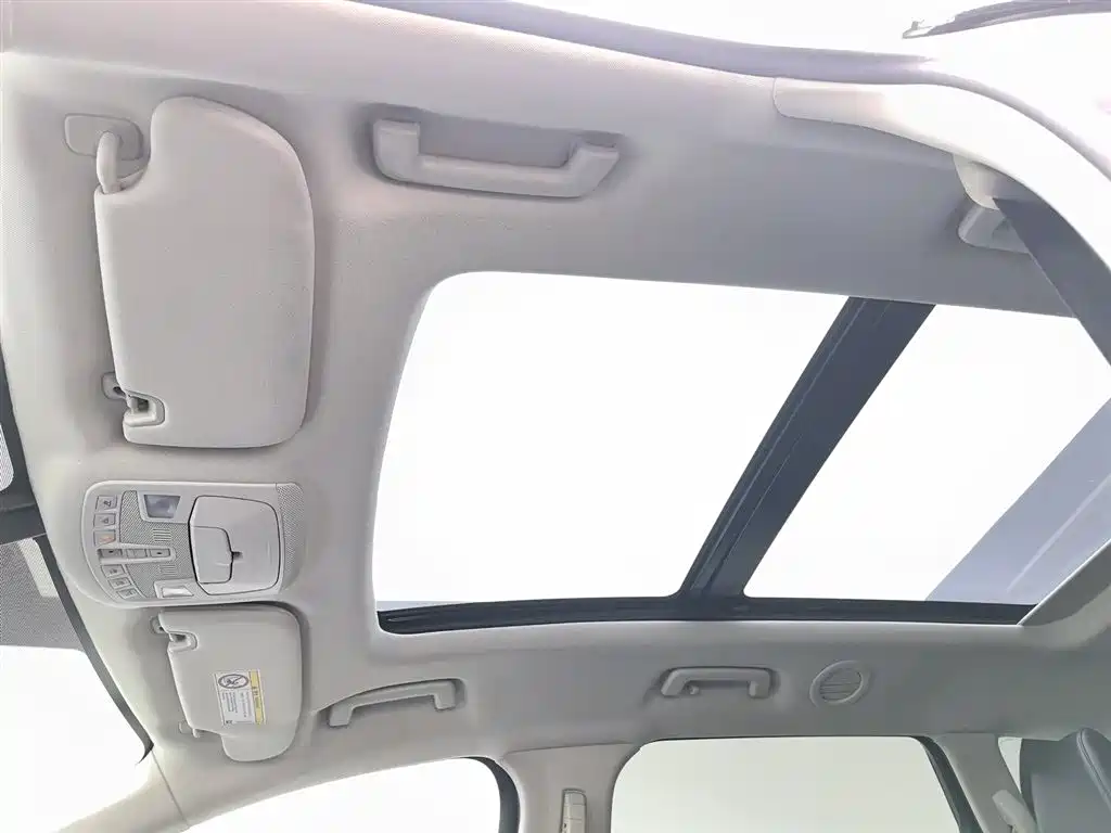 Ford Edge 2016 — фото 14