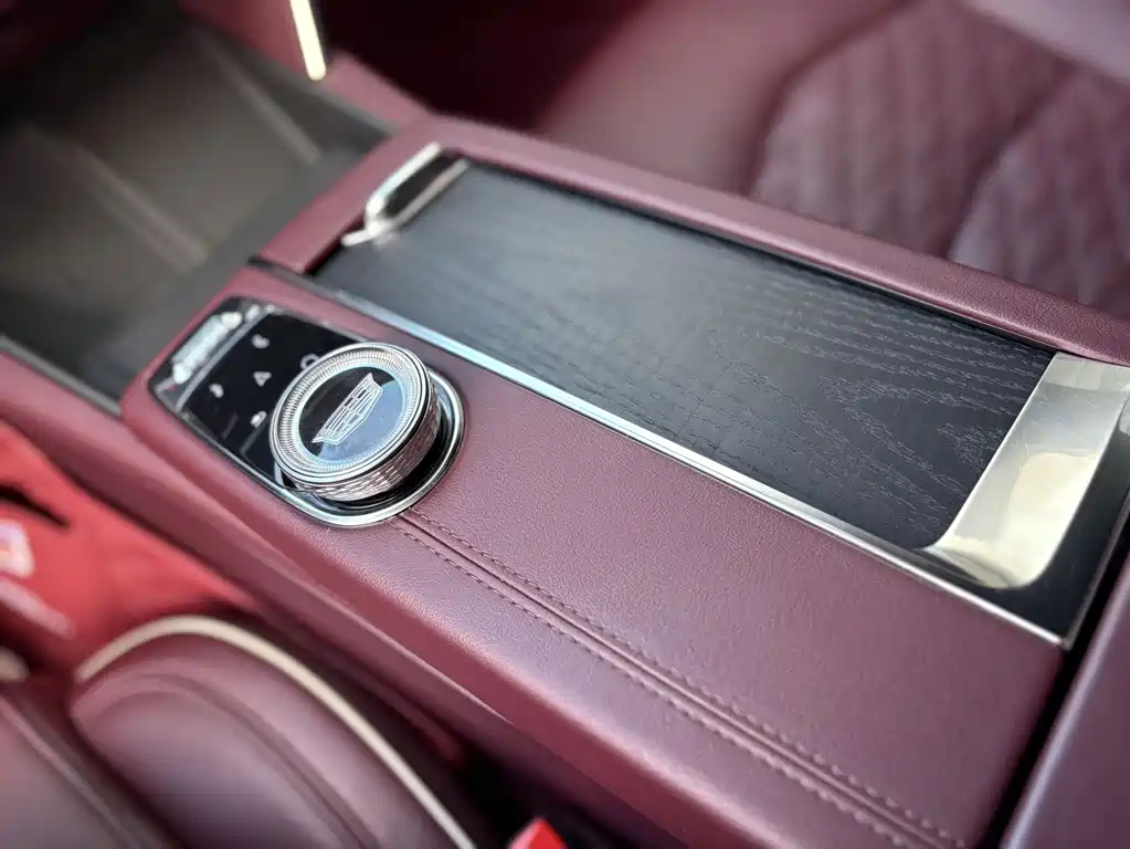 Cadillac CT6 2023 — фото 13