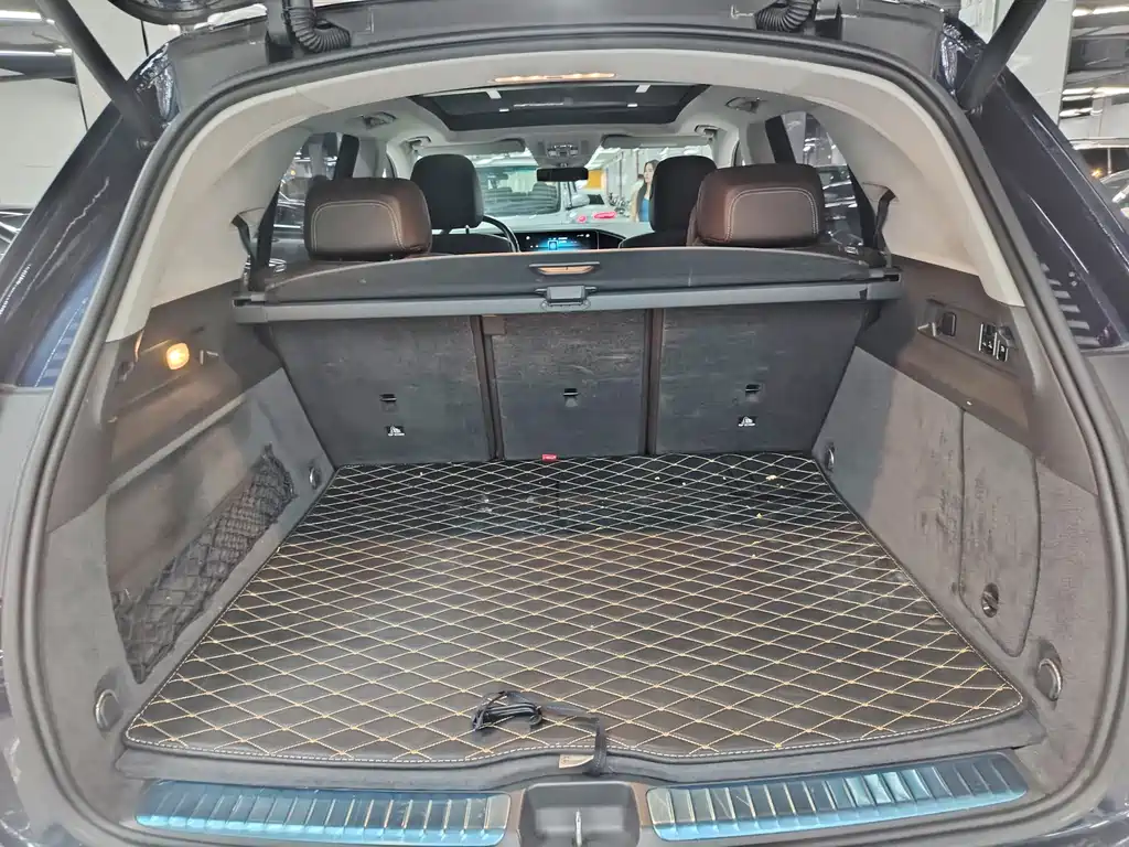 Mercedes-Benz GLE 2020 — фото 14