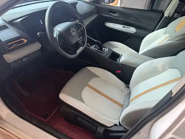 Dongfeng E70 2022
