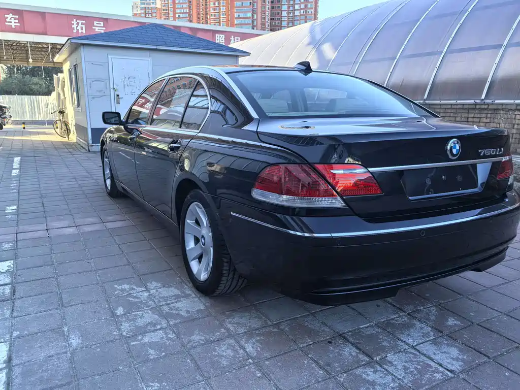 BMW 7 Series 2008 — фото 18