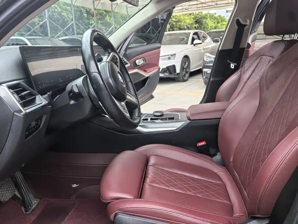 BMW 3 Series 2023 — фото 14