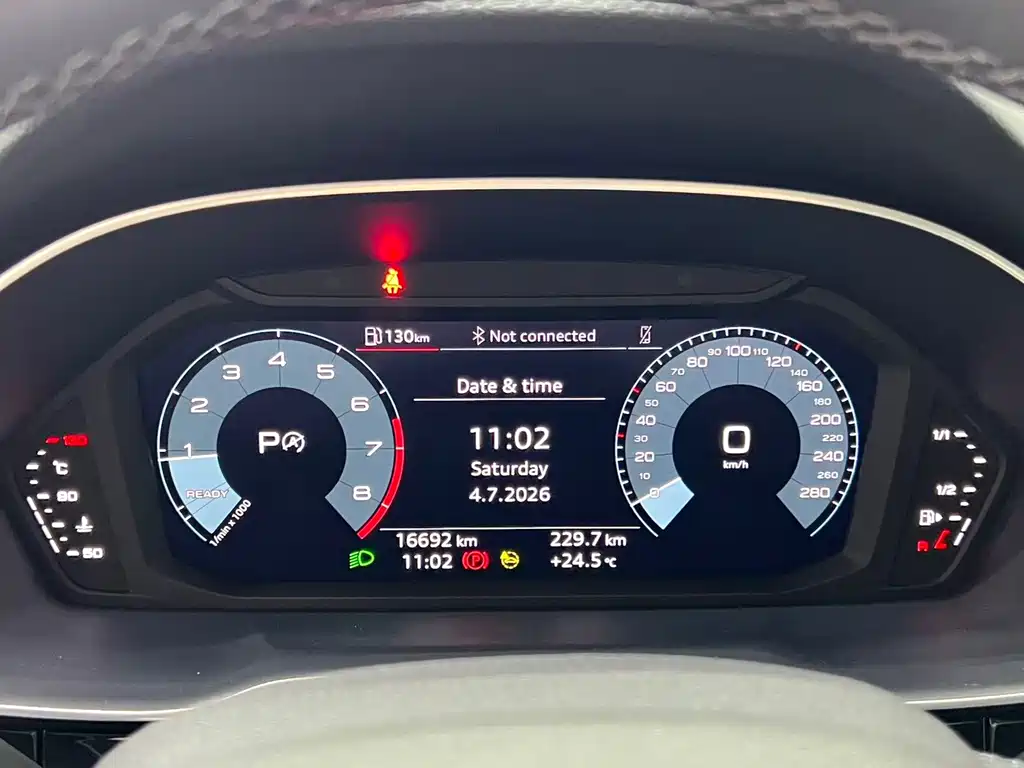 Audi Q3 2023 — фото 15