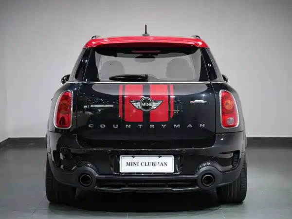 MINI JCW COUNTRYMAN 2016