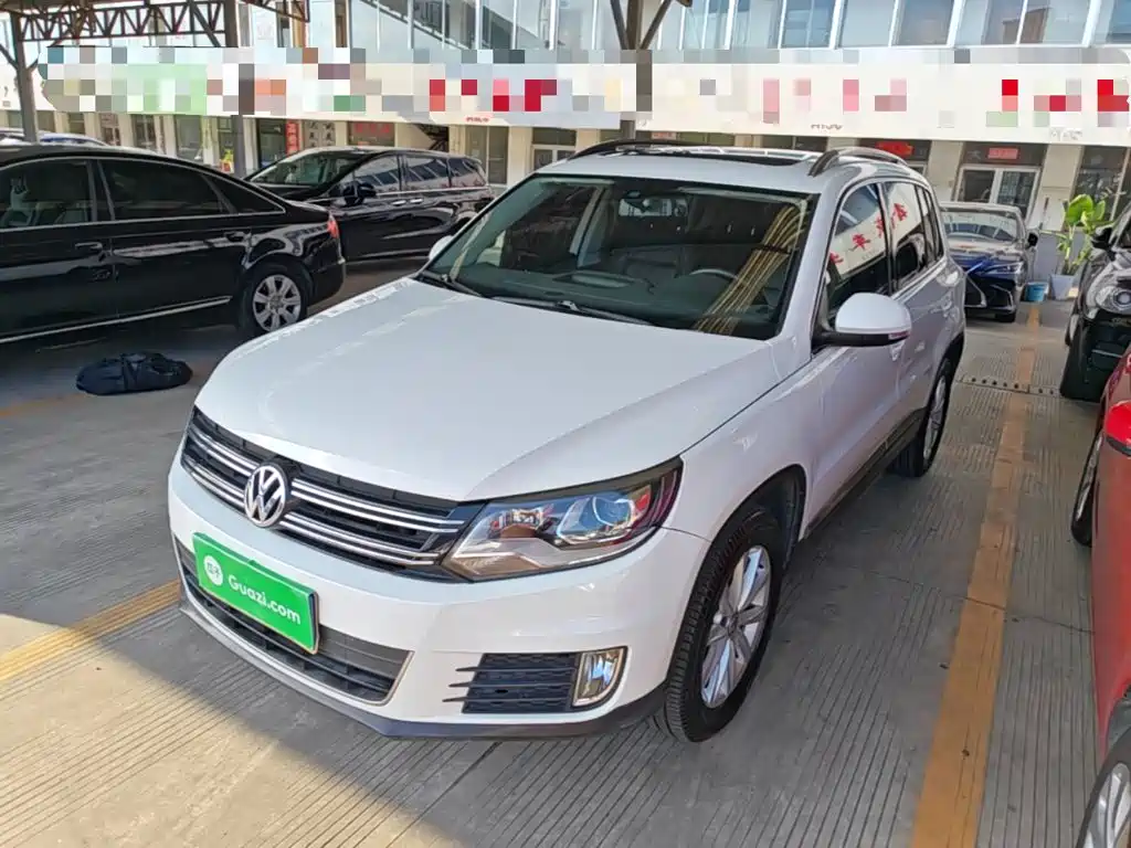 Volkswagen Tiguan 2017 — фото 1