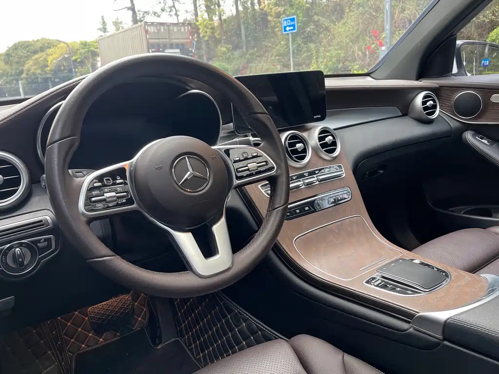 Mercedes-Benz GLC 2023 — фото 10