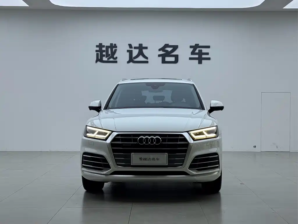 Audi Q5L 2021 — фото 2