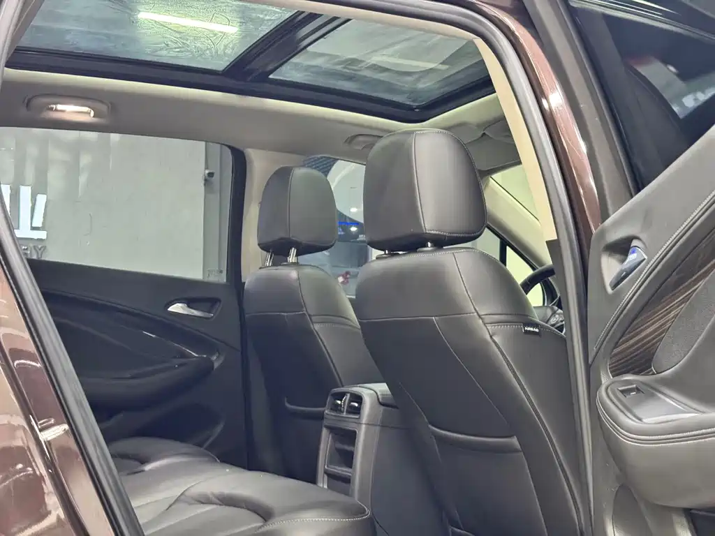 Buick Envision Plus 2020 — фото 12