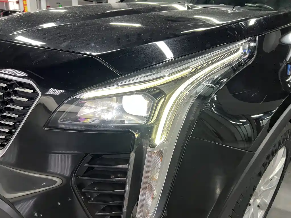 Cadillac XT4 2021 — фото 16