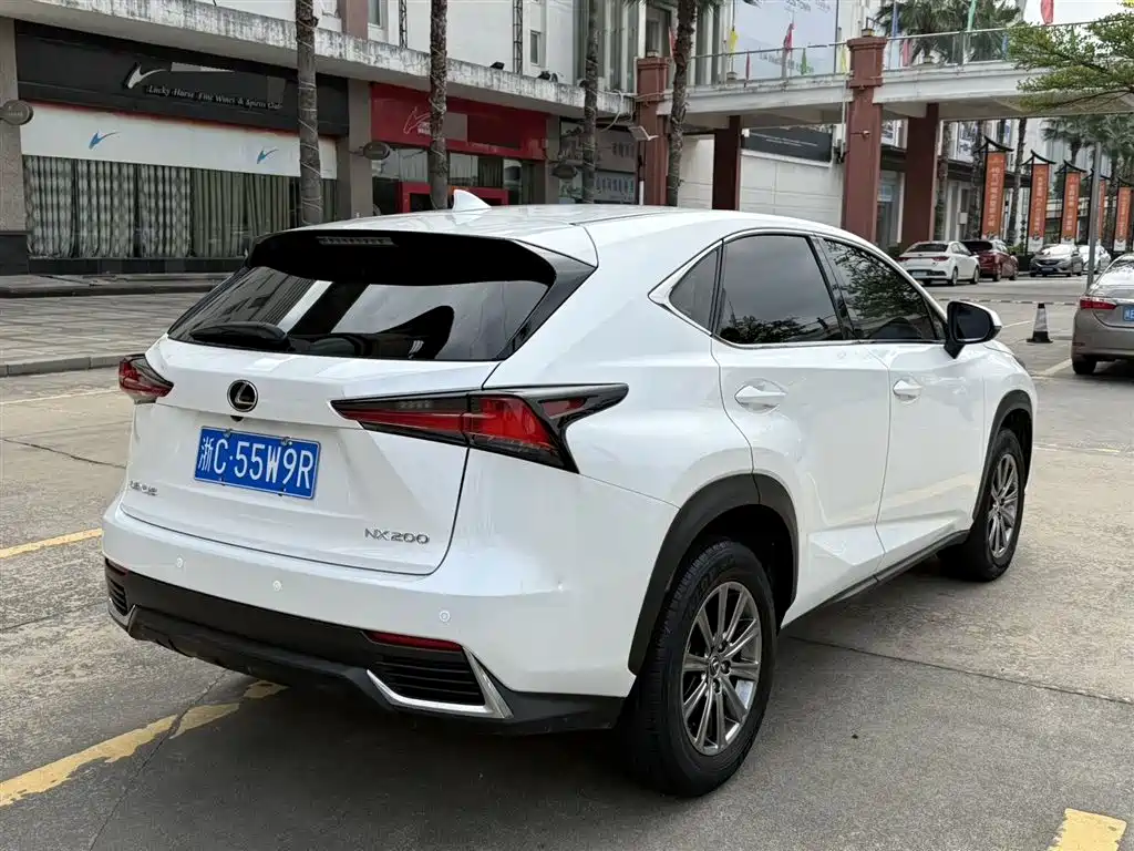 Lexus NX 2021 — фото 3