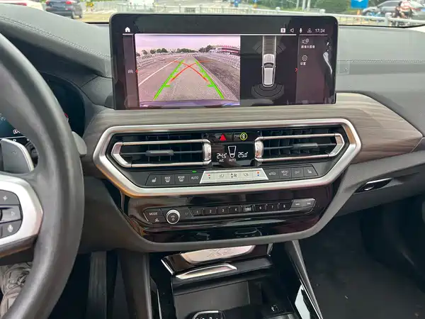 BMW X3 2021