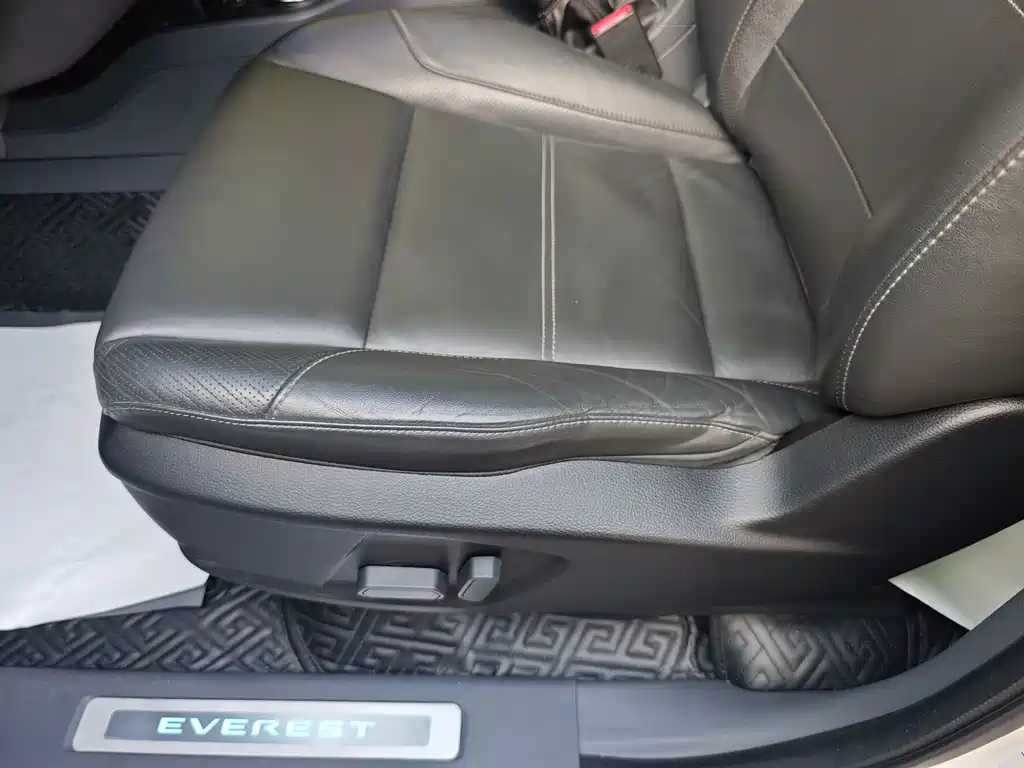 Ford Everest 2019 — фото 11