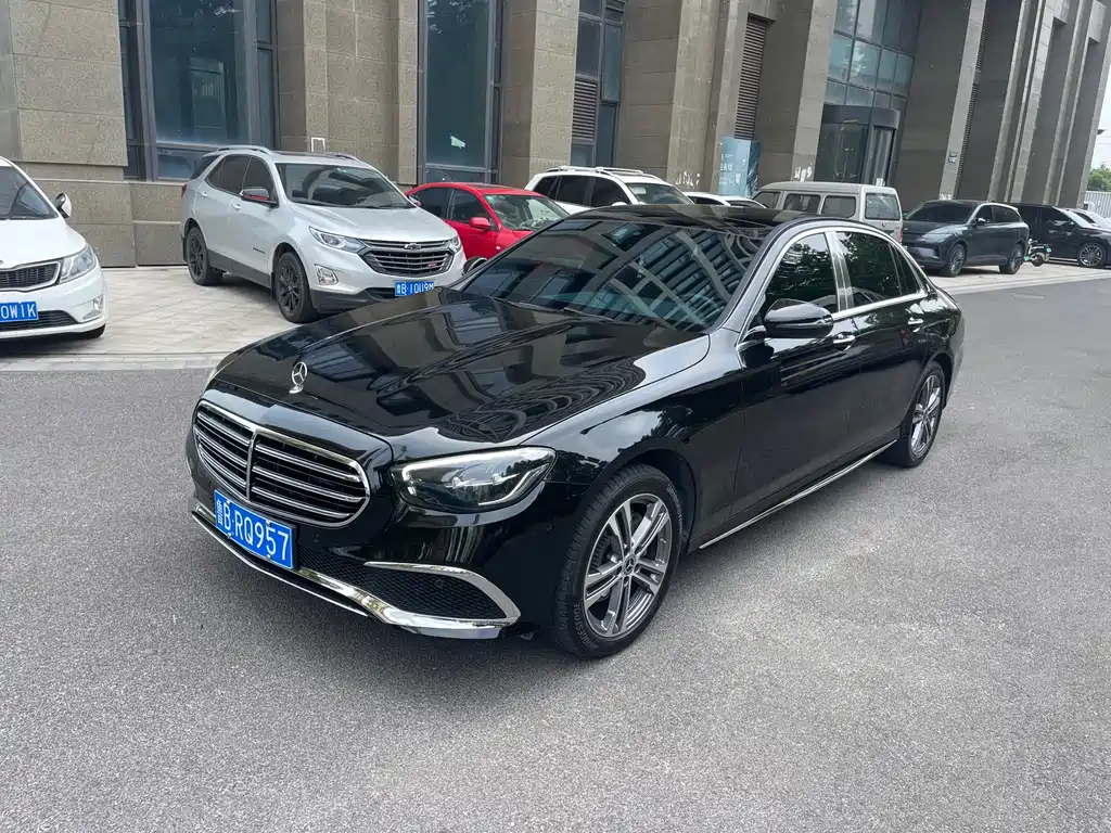 Mercedes-Benz E-Class 2021