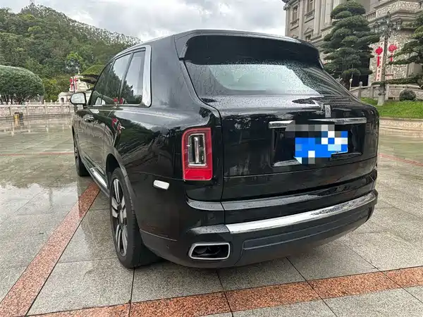 Rolls-Royce Cullinan 2018