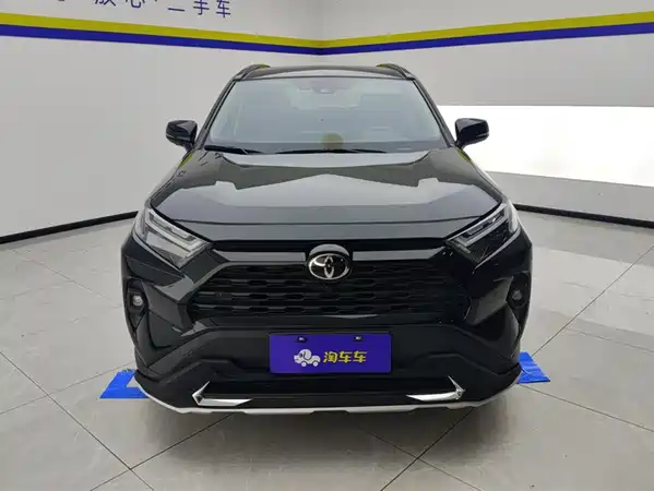 Toyota RAV4 2024