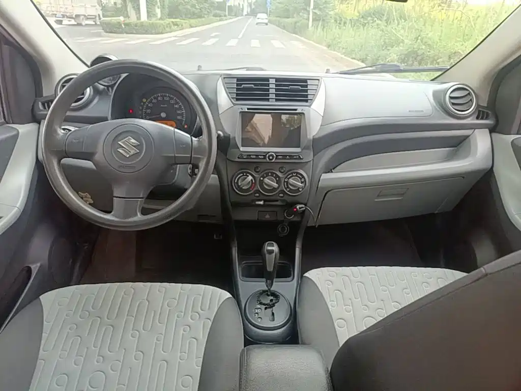 Suzuki Alto 2016 — фото 10