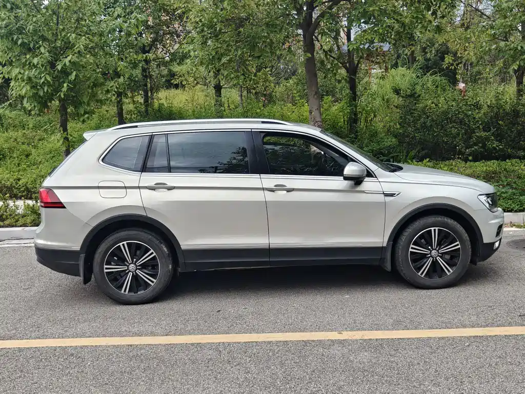 Volkswagen Tiguan L 2019 — фото 5