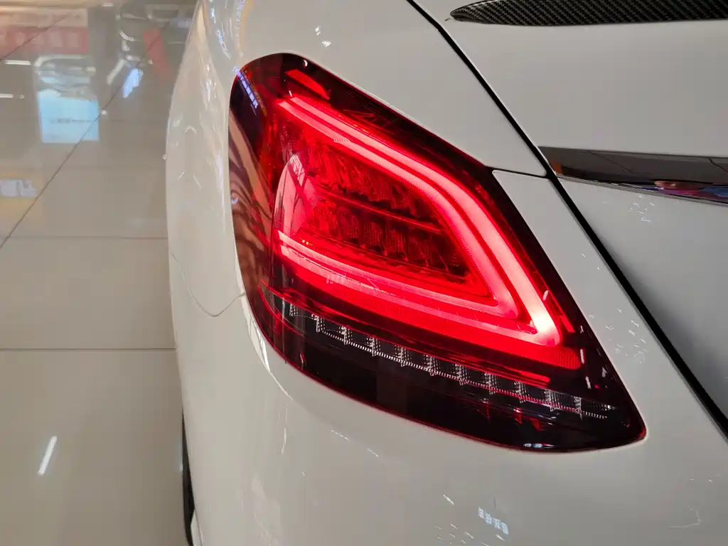 Mercedes-Benz C-Class 2020 — фото 4