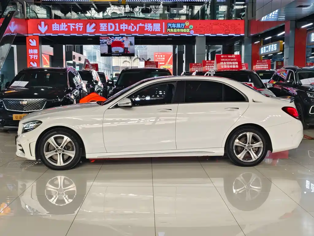 Mercedes-Benz C-Class 2020 — фото 10