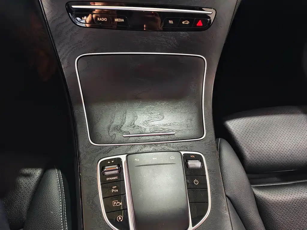 Mercedes-Benz C-Class 2020 — фото 20