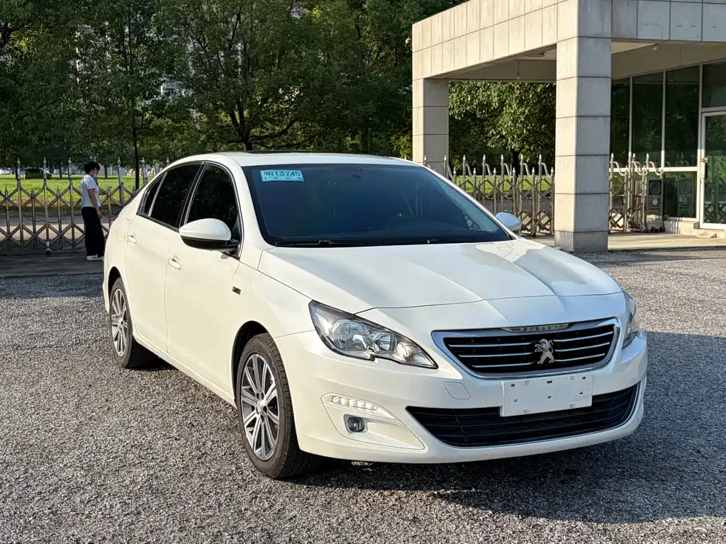 Peugeot 408 2016 — фото 3