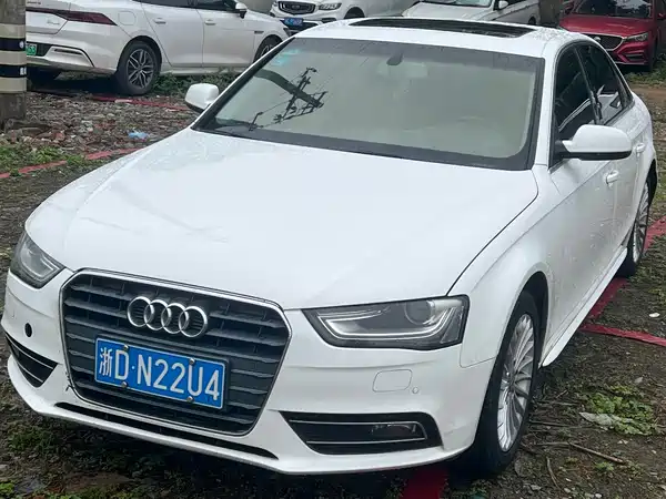 Audi A4L 2014