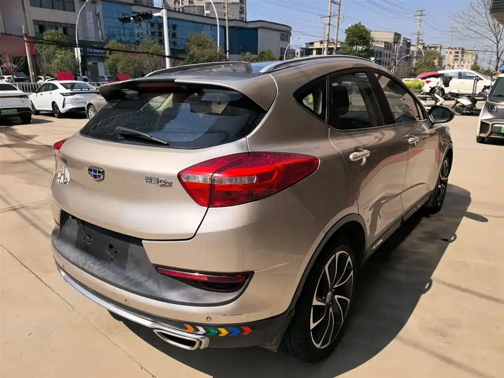 Geely Emgrand GS 2017 — фото 7