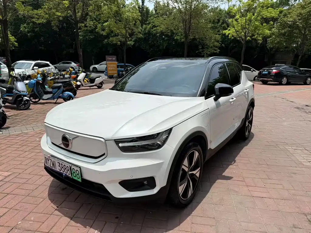 Volvo XC40 NEV 2022