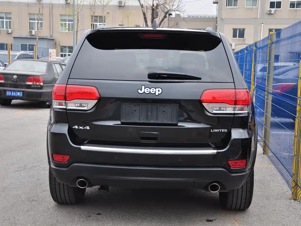 Jeep Grand Cherokee 2014 — фото 5