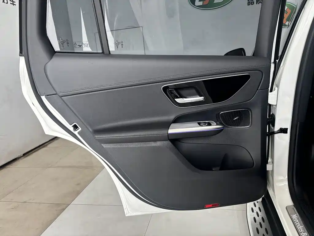 Mercedes-Benz GLC 2025 — фото 20
