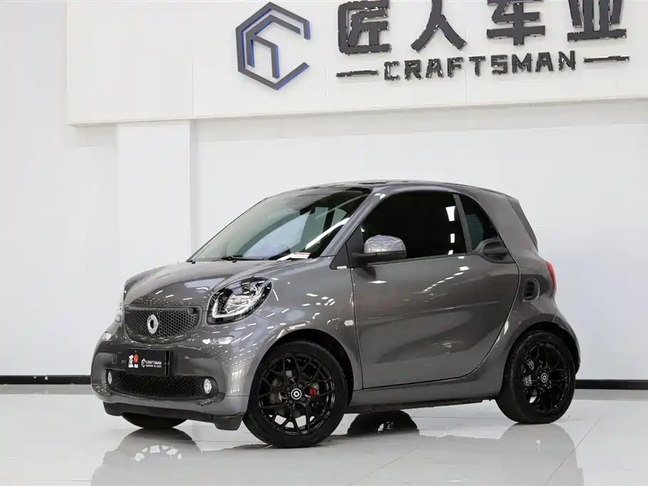 smart Fortwo 2018 — фото 3