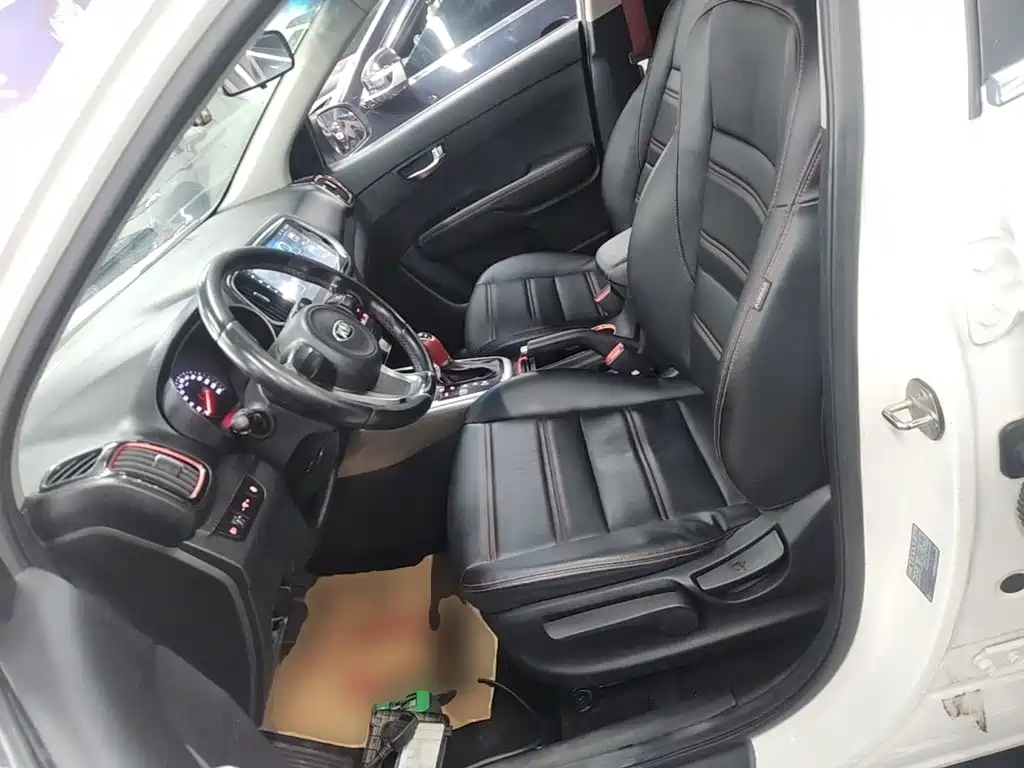 Kia KX3 2015 — фото 15