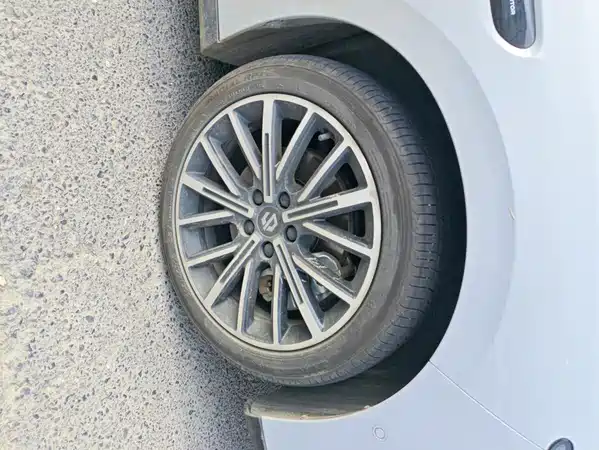 Leapmotor B01 2025