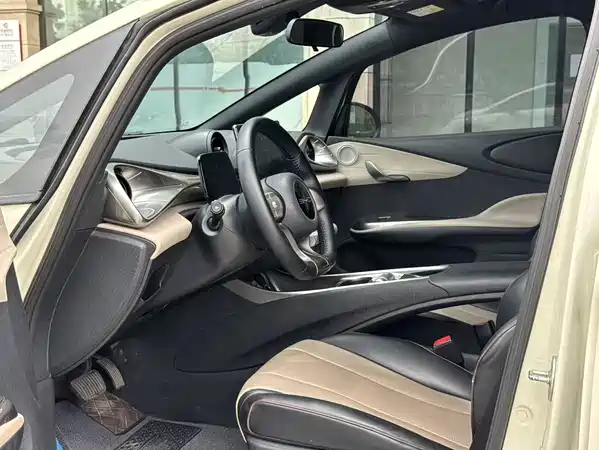 BYD Dolphin 2023