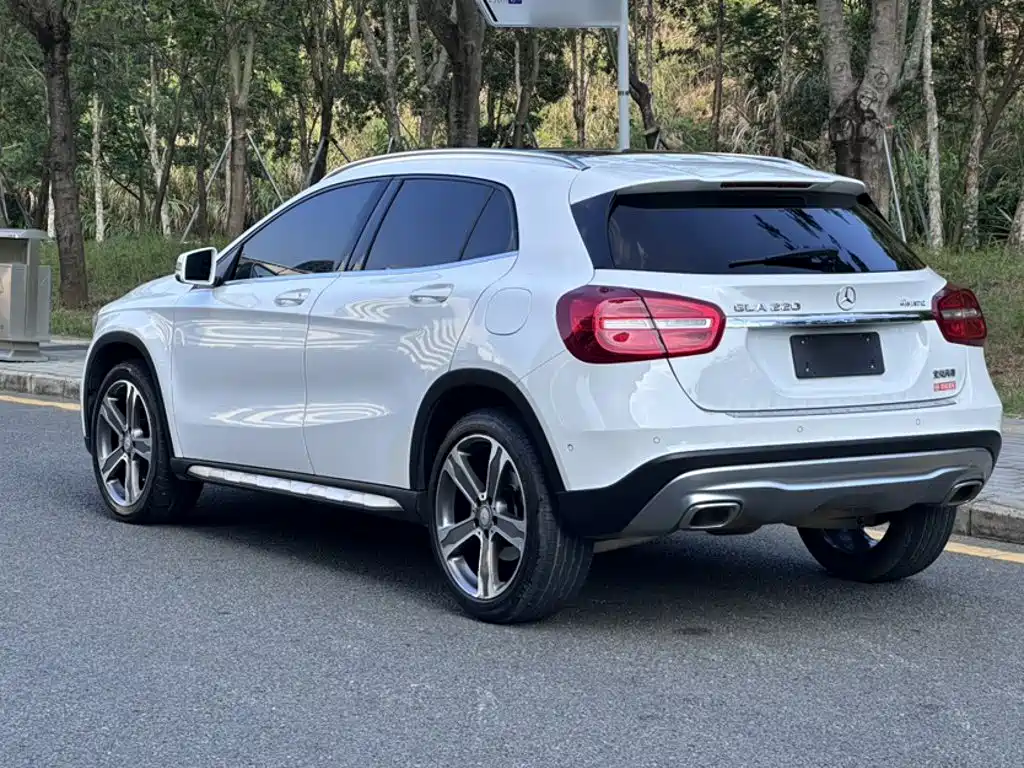 Mercedes-Benz GLA 2016 — фото 22