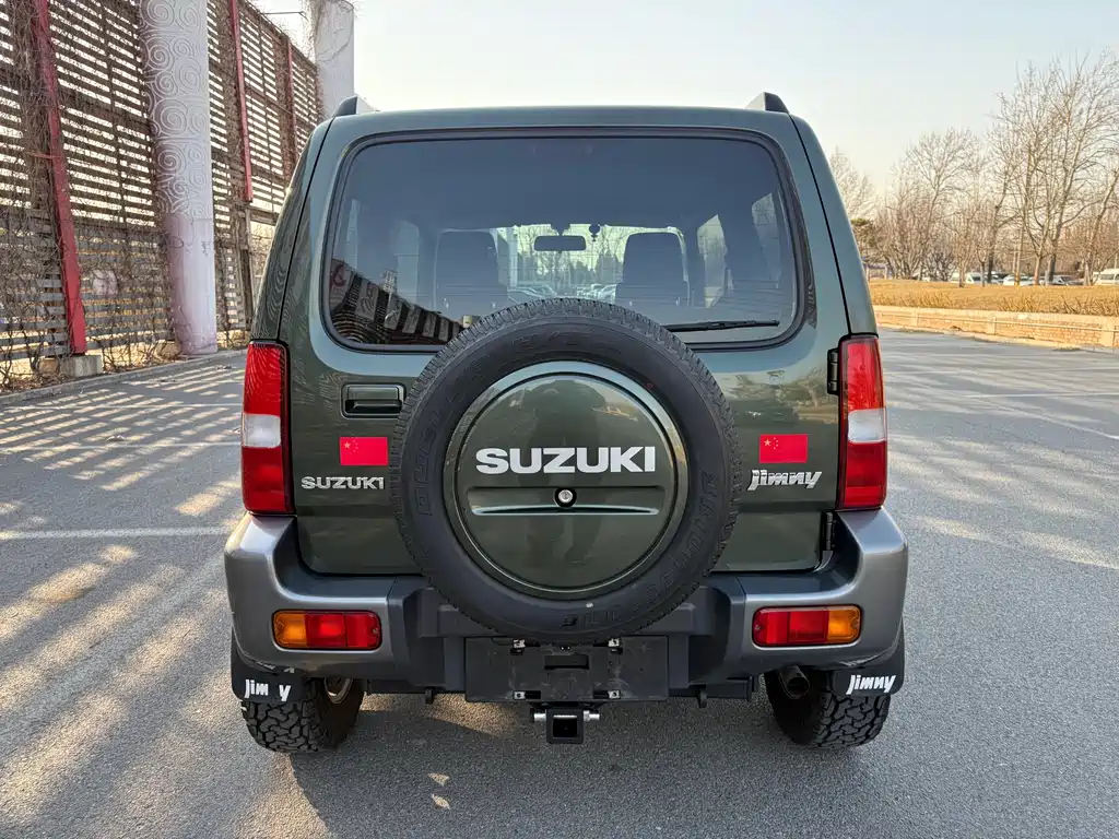Suzuki Jimny 2018 — фото 5