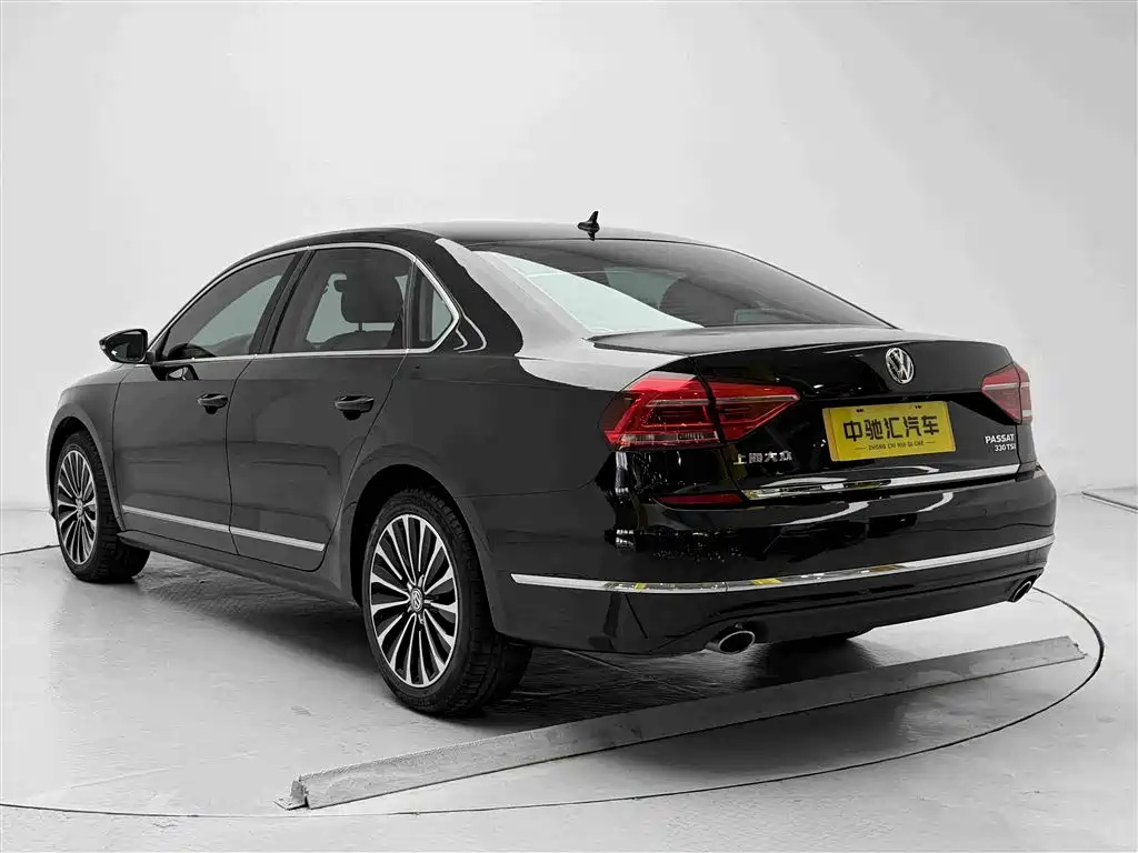 Volkswagen Passat 2016 — фото 4