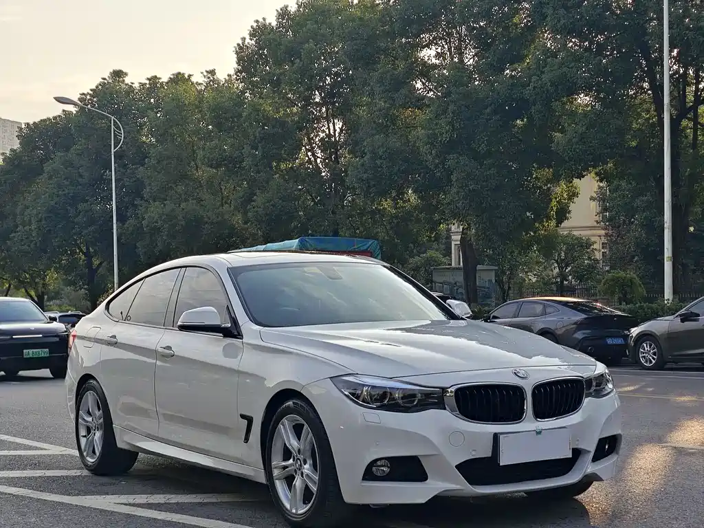 BMW 3 Series GT 2017 — фото 3