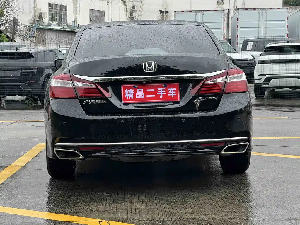 Honda Accord 2017 — фото 3