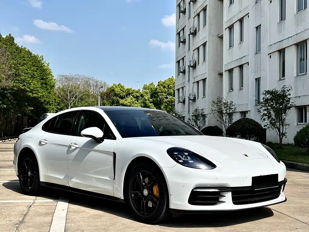 Porsche Panamera 2019 — фото 4