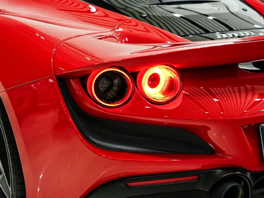 Ferrari F8 2022 — фото 7