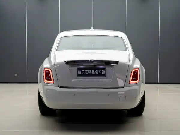 Rolls-Royce Phantom 2022