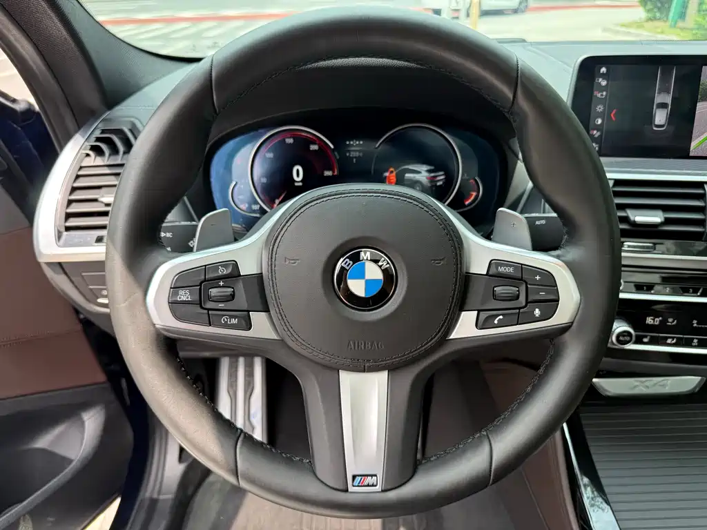 BMW X4 2020 — фото 11