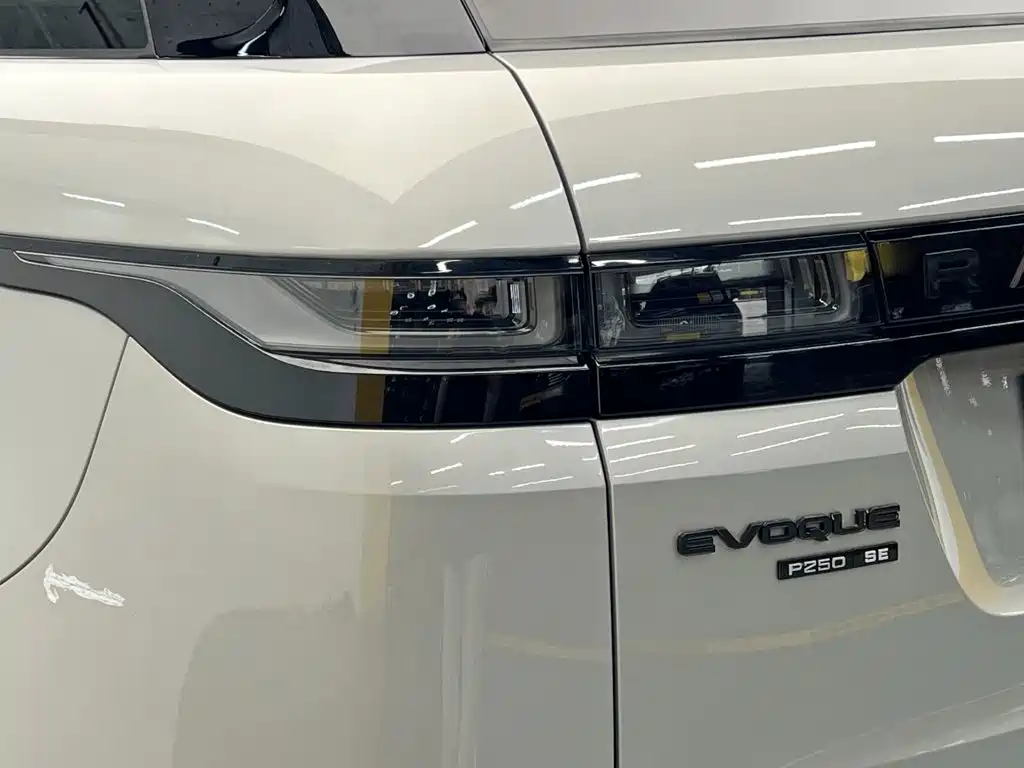 Land Rover Range Rover Evoque 2021 — фото 10