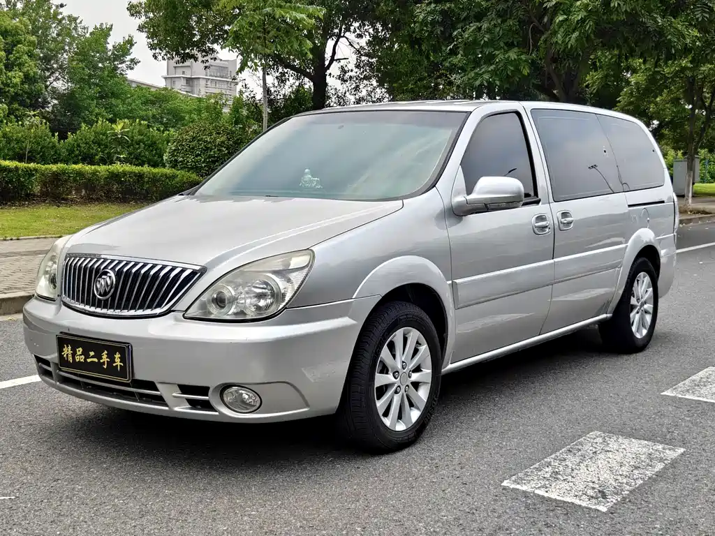 Buick GL8 2013