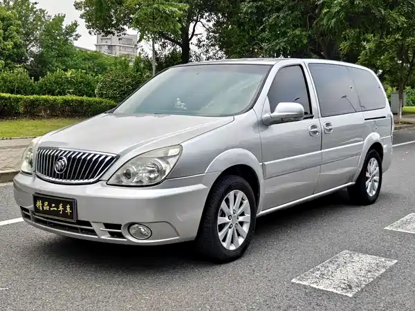Buick GL8 2013