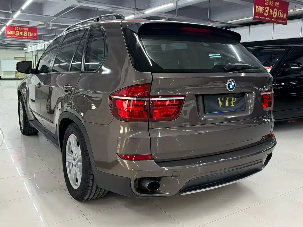 BMW X5 2013 — фото 9