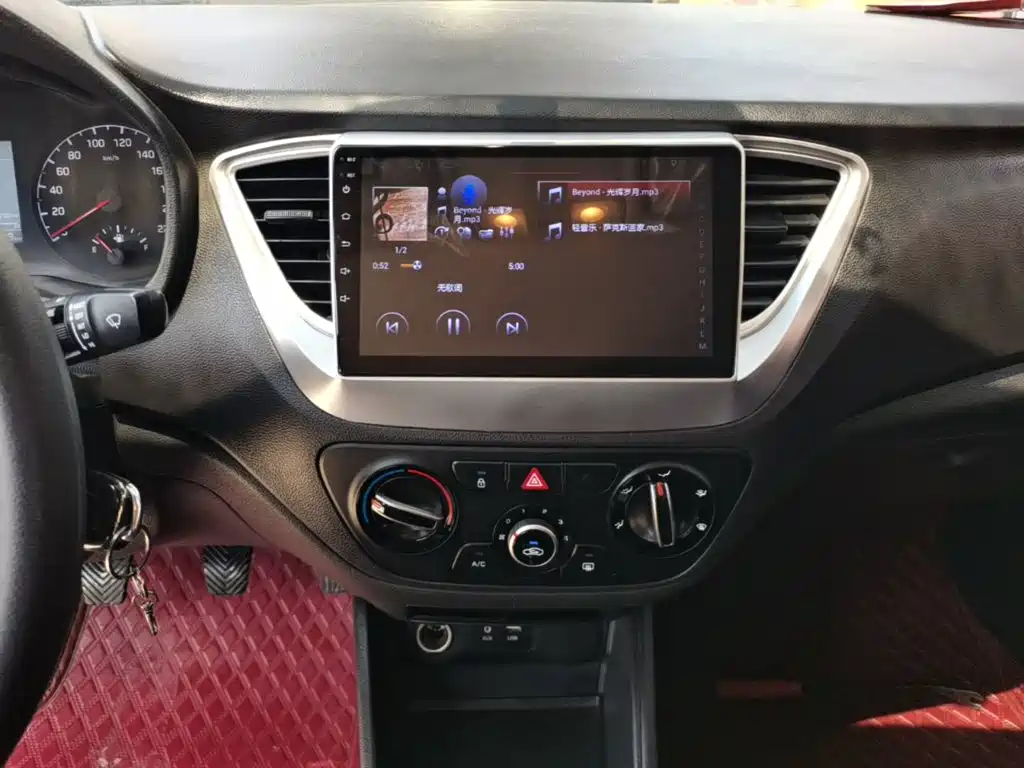 Hyundai Verna 2019 — фото 13