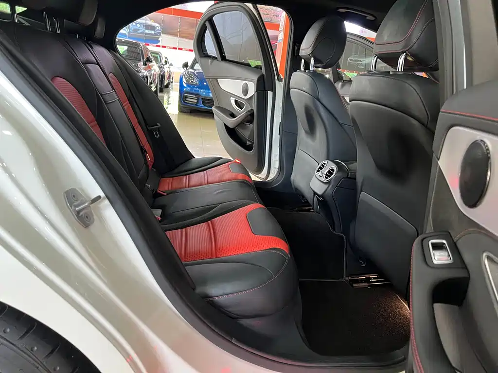 Mercedes-Benz C-Class AMG 2019 — фото 10